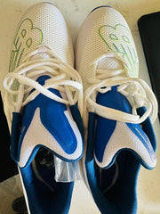 New Balance CK10 R5 Spike Cricket Shoes